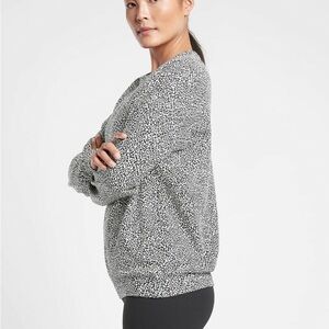 Athleta Balance Pullover Micro Cheetah Black/ Seasalt